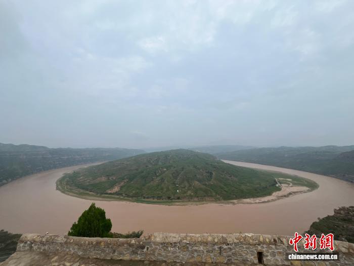 蓝狮娱乐登录:黄河一号路“唤醒”石楼岸